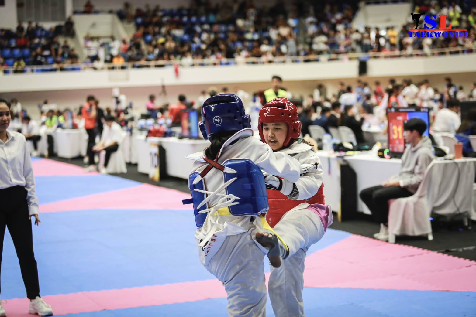 TAEKWONDO GIRL